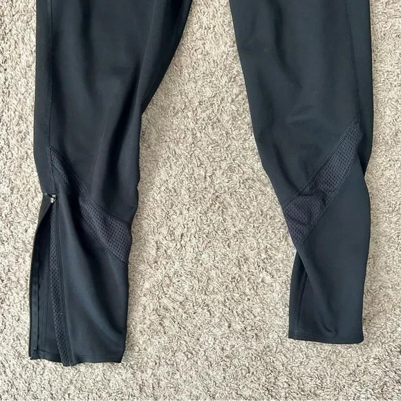 Adidas I Black AEROREADY Running Leggings I Size L I Cropped Mesh Zip Pockets - Picture 5 of 10